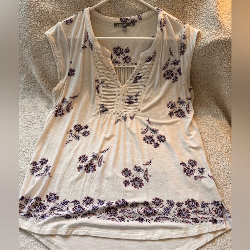 Sleeveless top
